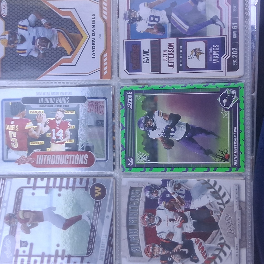 Football Trading Cards Collection - Picture 4 of 10